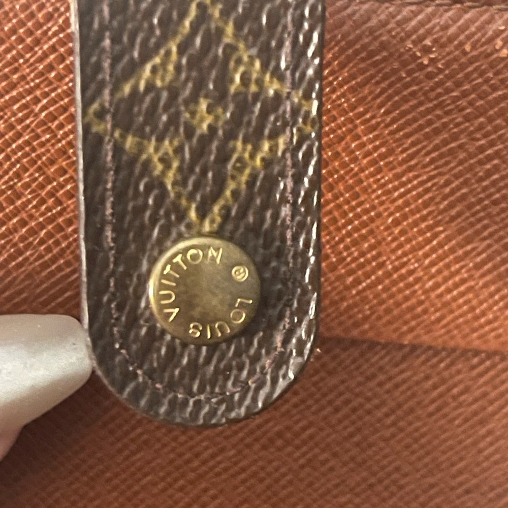 Louis Vuitton classic Brown Monogram Wallet - Picture 15 of 15